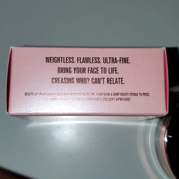 NIB Jeffree Star Cosmetics Magic Star Luminous Setting Powder in Natural - Picture 4 of 5